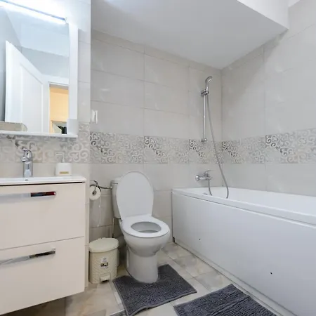Διαμέρισμα Best Lake View Miraj