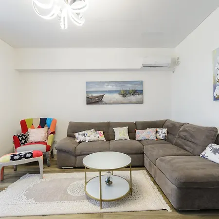 Διαμέρισμα Best Lake View Miraj *